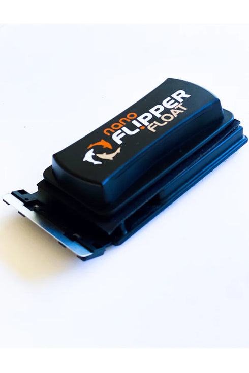Flipper Nano Float Algae Magnet Cleaner with Scraper
